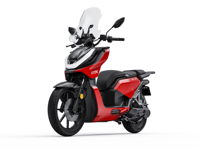 VMoto CPX Explorer — vue trois-quarts avant (rouge)